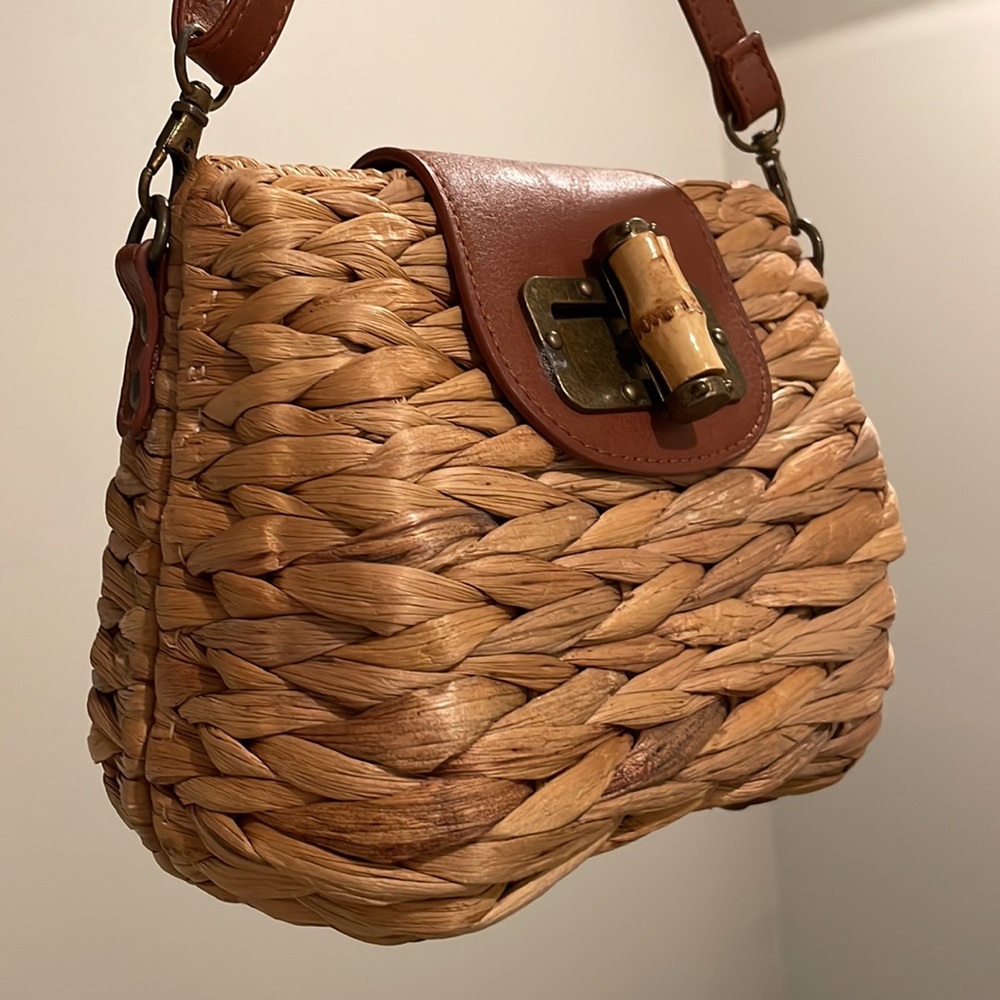 Straw Summer Bag (with detachable strap) - Picture 5 of 11